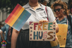 Free Hugs